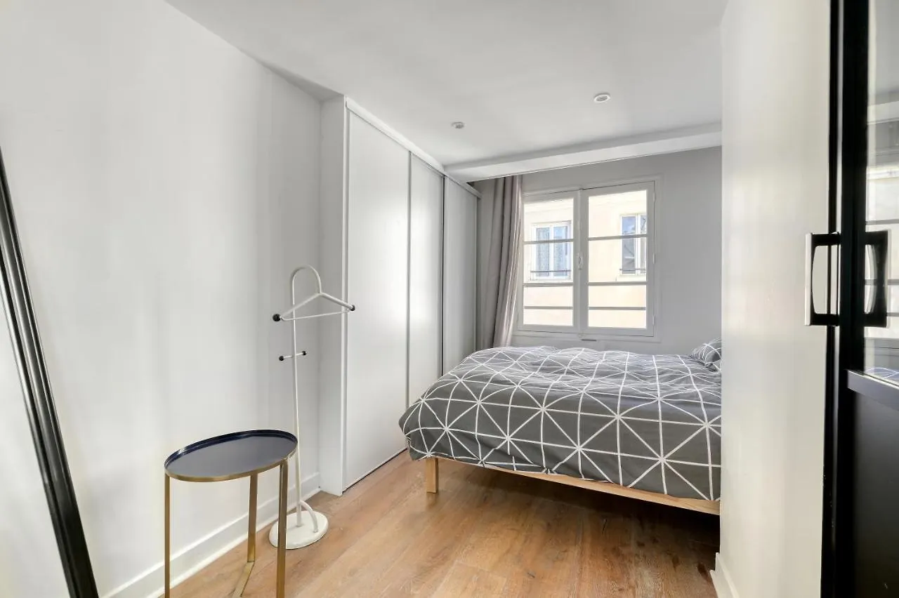 Luxurious Flat - Square Du Temple In Paris Apartment France